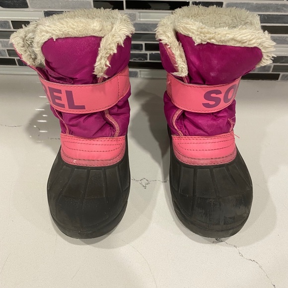 Kids Sorel boots - Picture 3 of 4